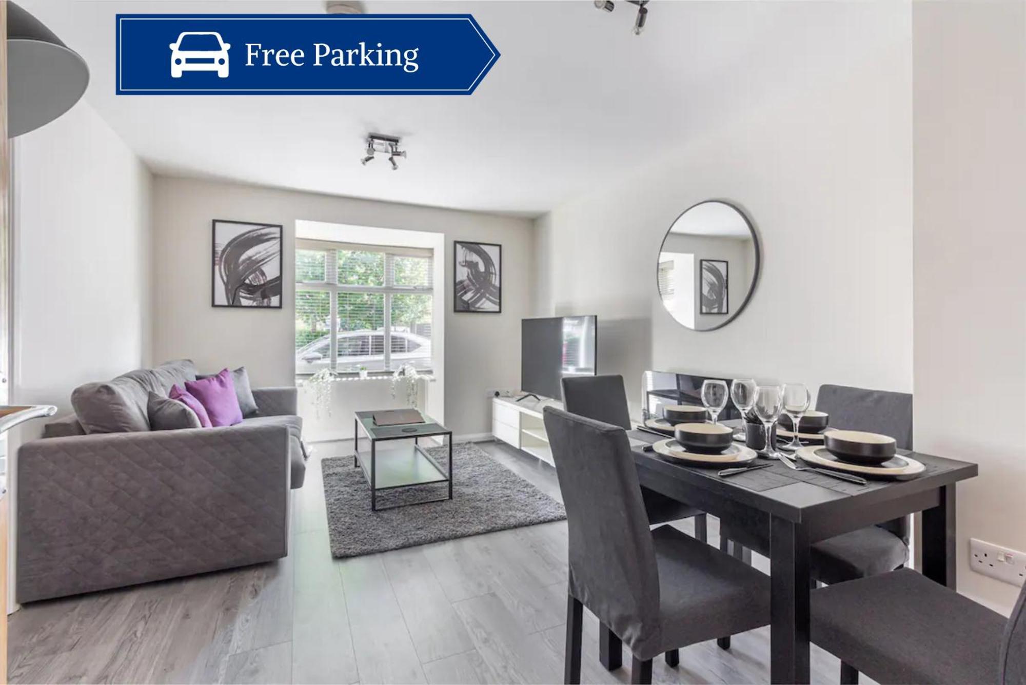 Lovely 2Bed Apt In Redditch, Free Wi-Fi & Parking Exterior photo